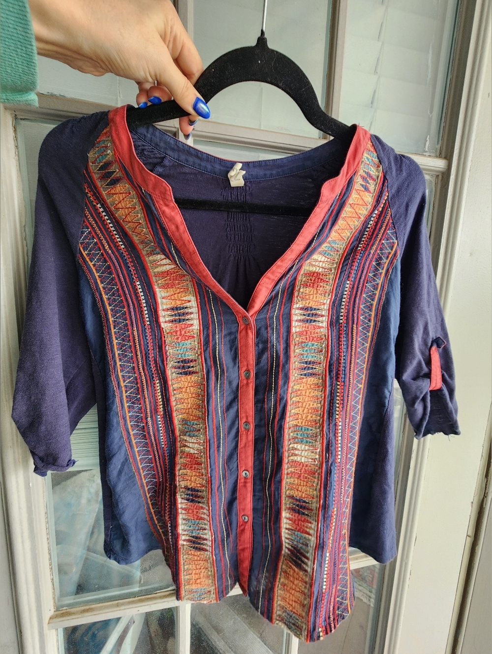 Anthropologie TINY Boho Embroidered Button-Front Women’s Top in Navy and Red